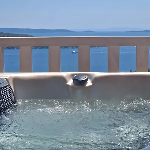 foglaljon itt